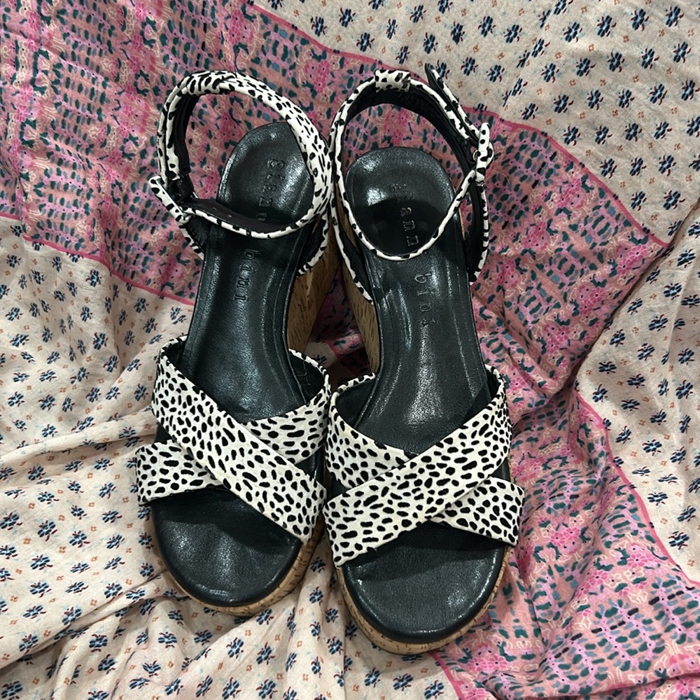 Gianni Bini Black and White Women's Sandals